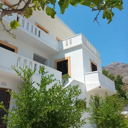 Aelora - Elegant Island Living In Alinda, Leros 아파트 *